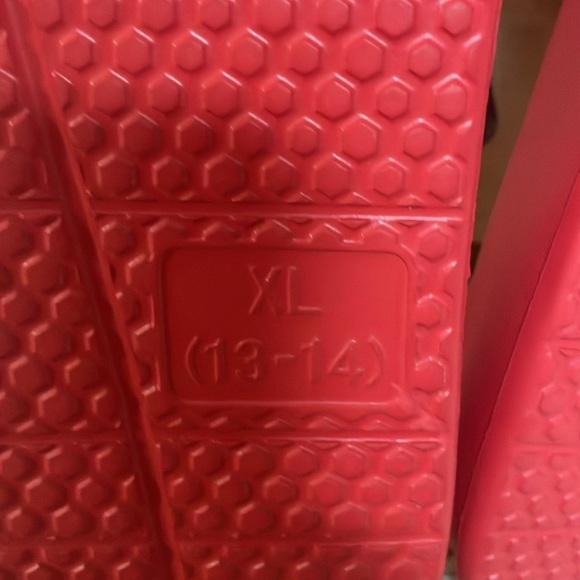 NFL KC Chiefs size XL (13-14) Red and Yellow Slide Sandals with Velcro Top - Picture 6 of 9